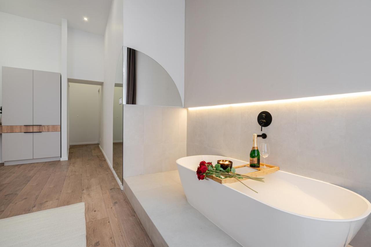 You Boutique Suites, Best Location By Bqa Budapeste Exterior foto