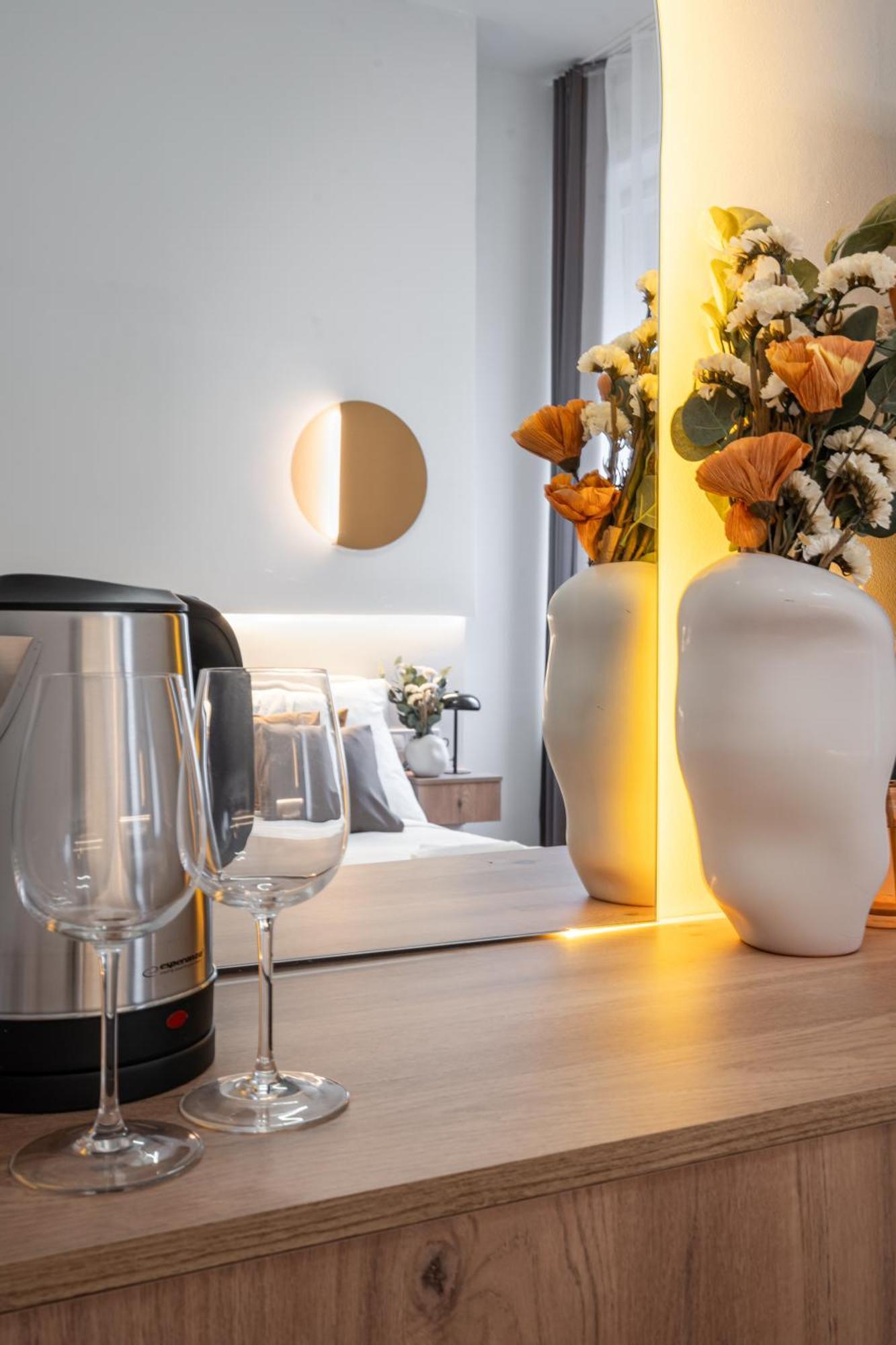 You Boutique Suites, Best Location By Bqa Budapeste Exterior foto