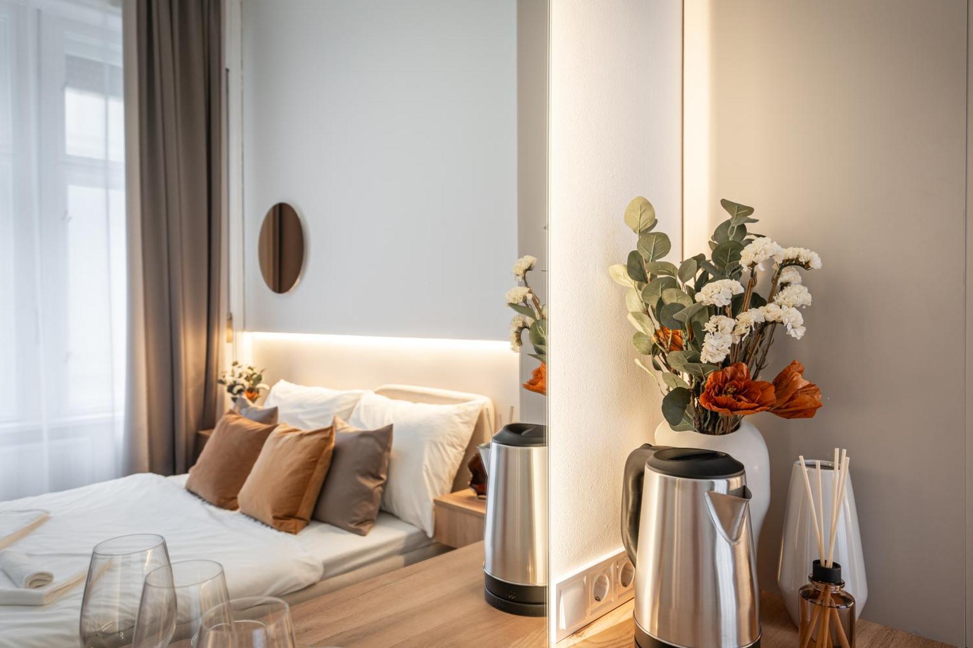 You Boutique Suites, Best Location By Bqa Budapeste Exterior foto