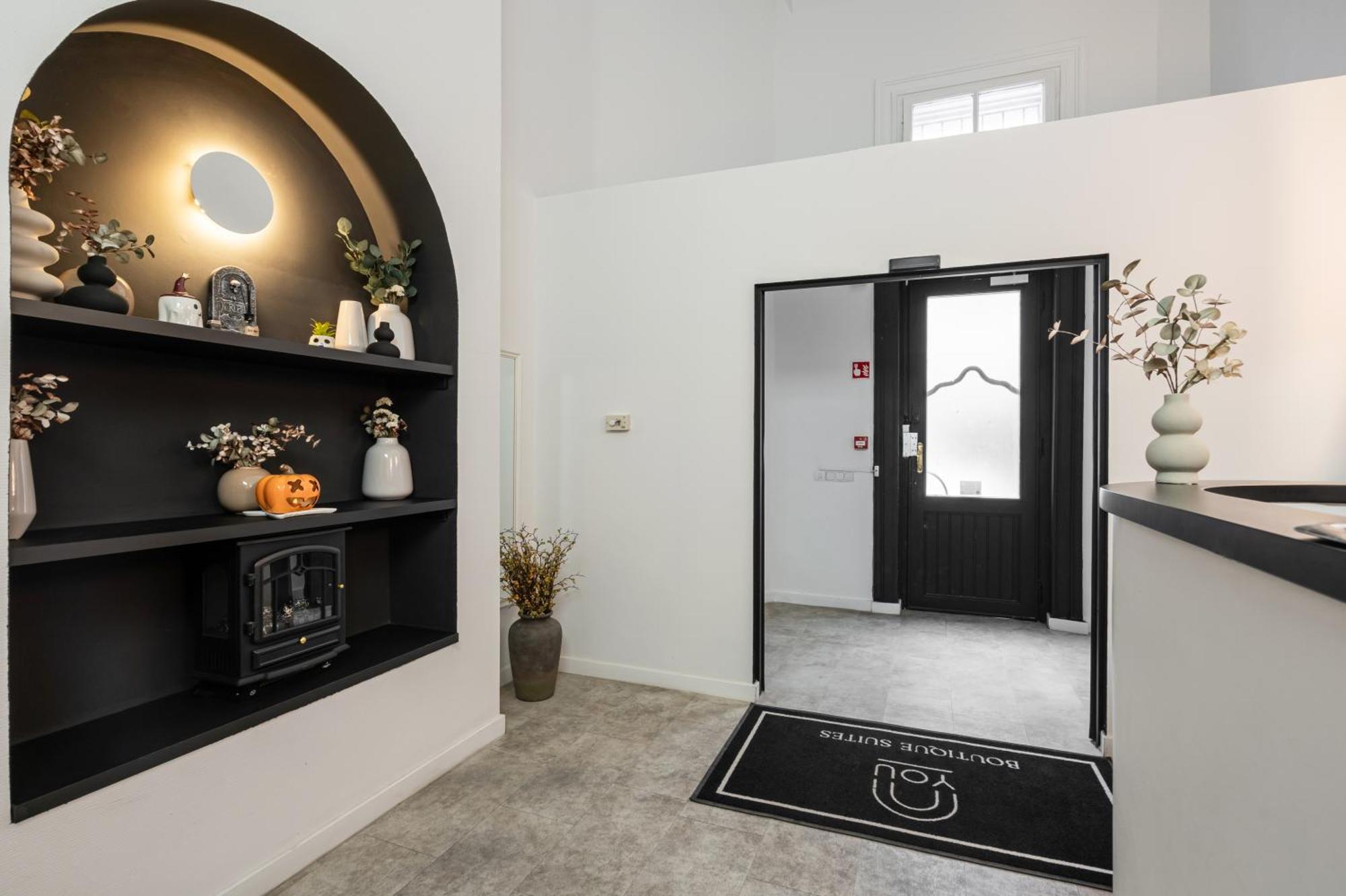 You Boutique Suites, Best Location By Bqa Budapeste Exterior foto